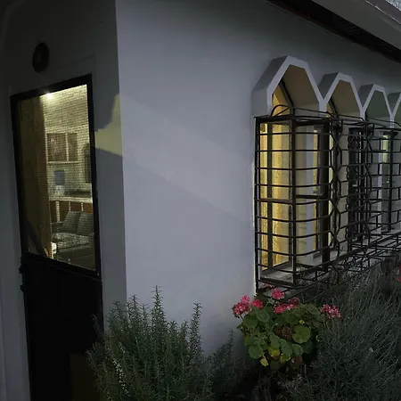 By The Old Swing Apartment Baguio City Exterior photo