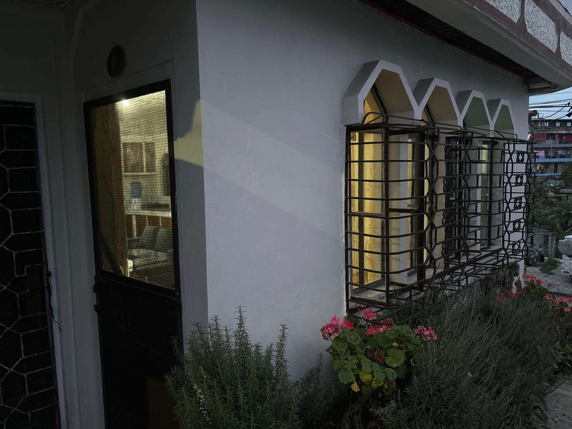Apartment By The Old Swing